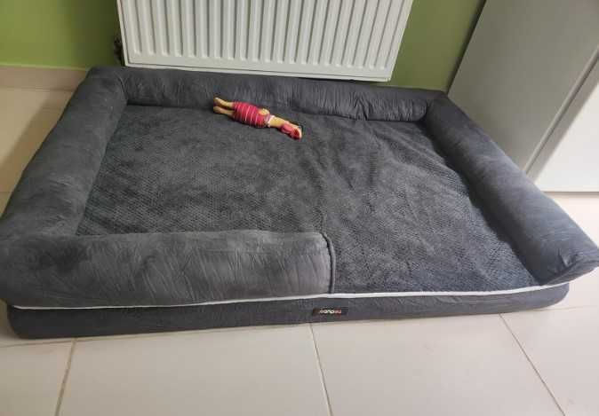 Legowisko ortopedyczne dla psów sofa FEANDREA 120 x 85 x 25 cm Łóżko