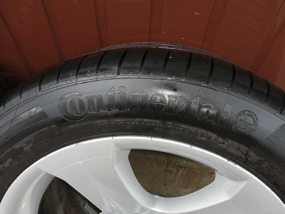 Oryginalne koła do BMW  R19 opony rozmiar 255/50 przód i tył 285/45