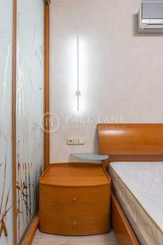Продаж 3-х.кімнатної 105м. просп. Бажана,16 Євроремонт Меблі