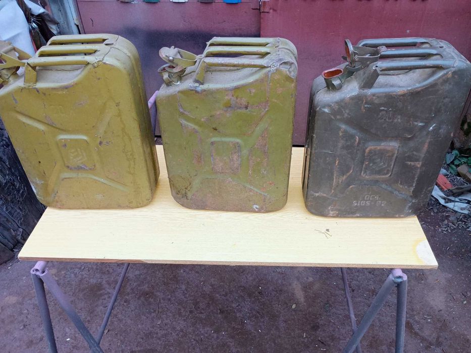 Каністри металеві б/у