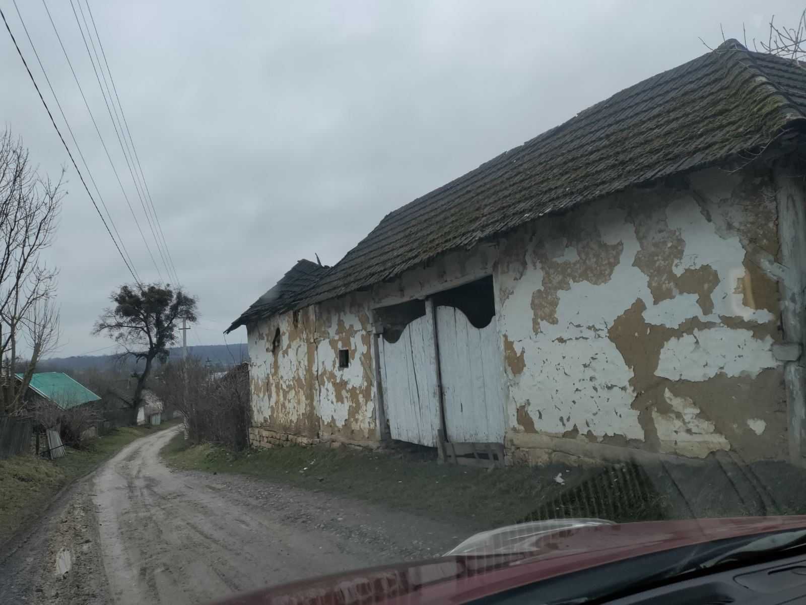 Продам земельну ділянку 25сот з старим будинком
