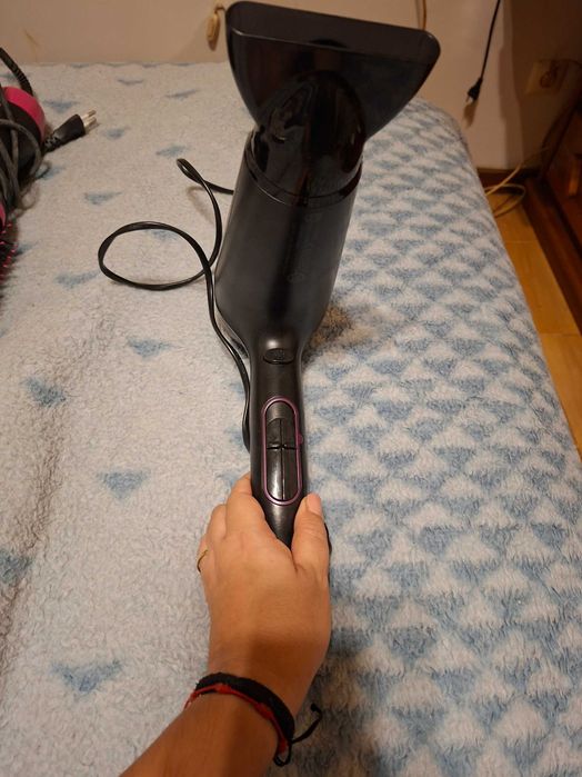 Secador Philips lindo