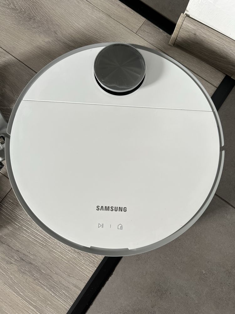 Robot sprzatajacy Samsung jet bot