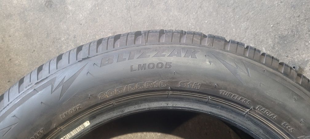 205/55r16 91H Bridgestone Blizzak LM005 z 2021r ładna.
