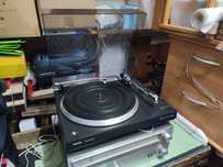 Rádio, Gira-discos, Amplificador e Colunas