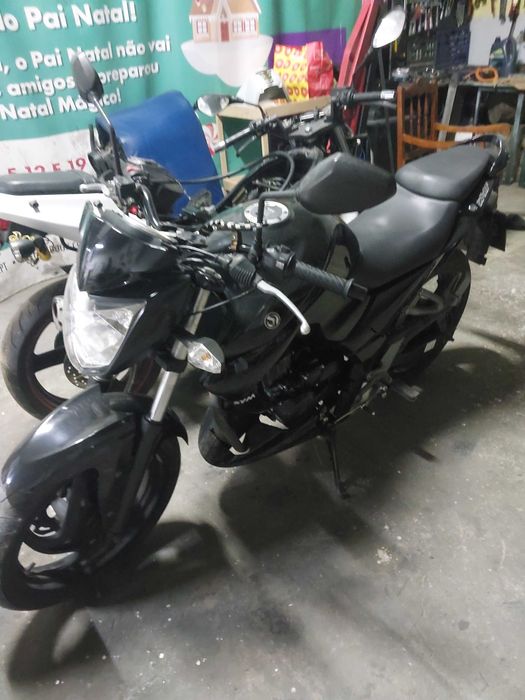 Moto ótima oportunidade