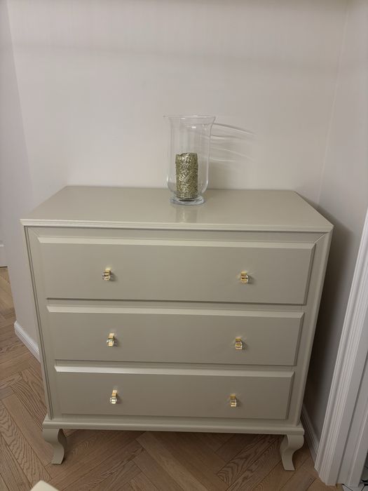 Elegancka komoda marki NOVELLE