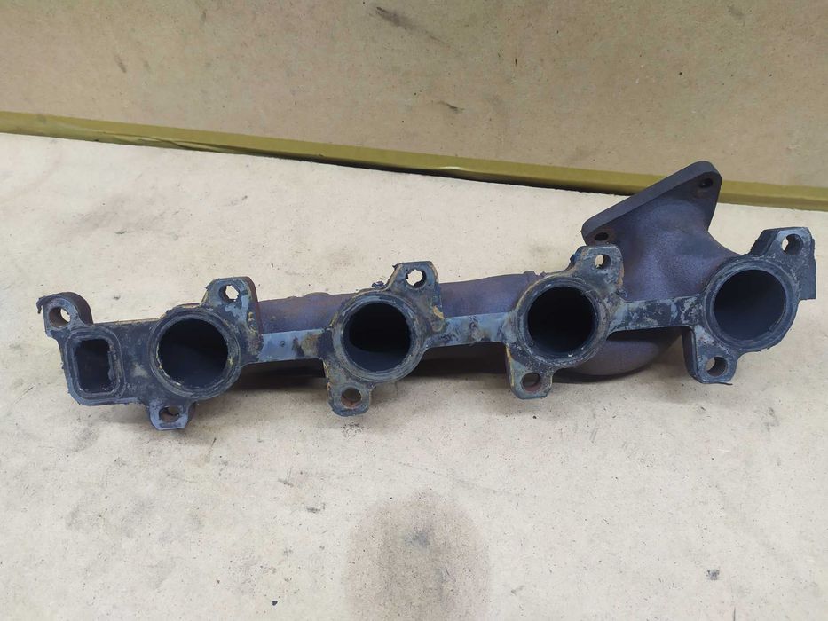 Колектор випускний на Mercedes W210 2.2 CDI