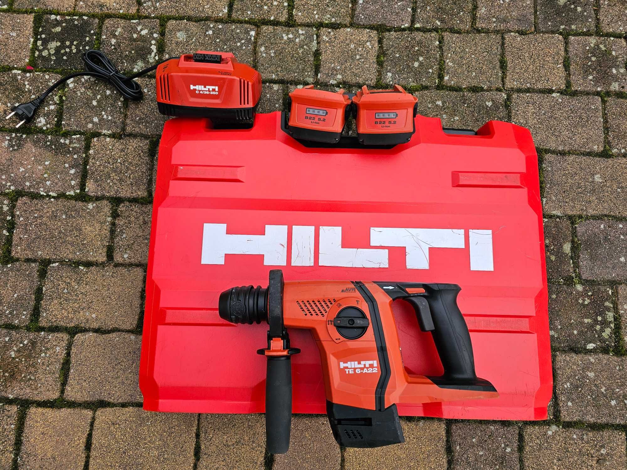 HILTI TE 6-A22 młotowiertarka 2x5,2Ah ładowarka walizka