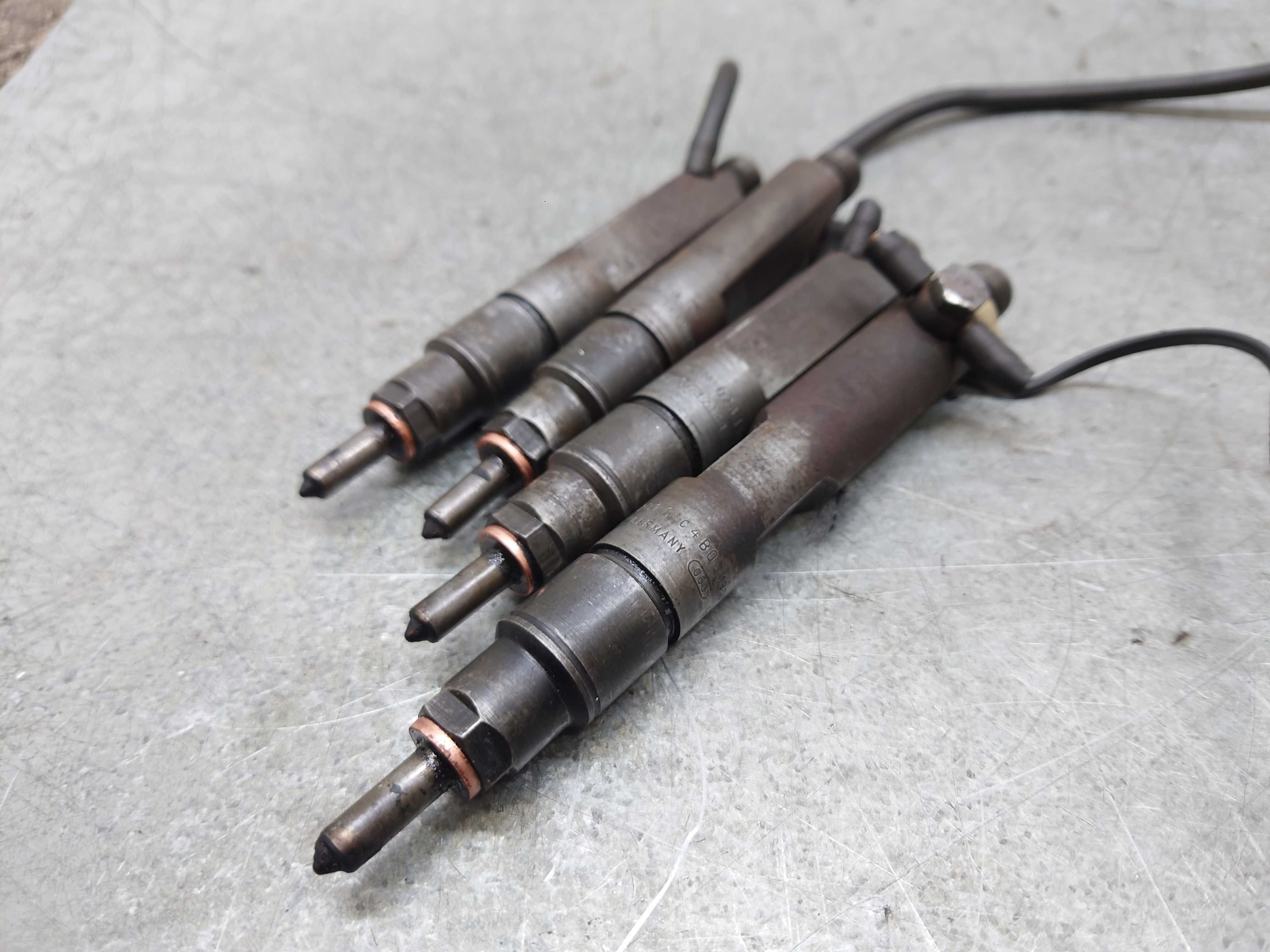 VW Passat Golf IV Audi A3 8L A4 B5 1.9 TDI Wtryskiwacz Wtrysk