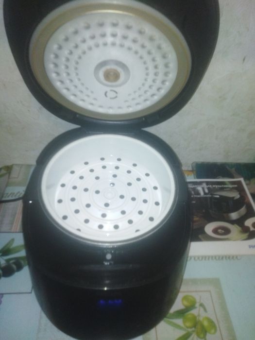 Мультиварка PHILIPS рабочая сенсорная