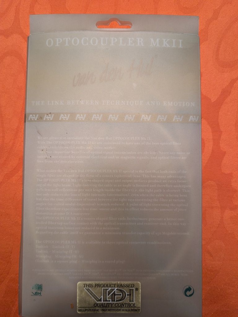 Cabo Óptico Van Den Hul Octocoupler MKII