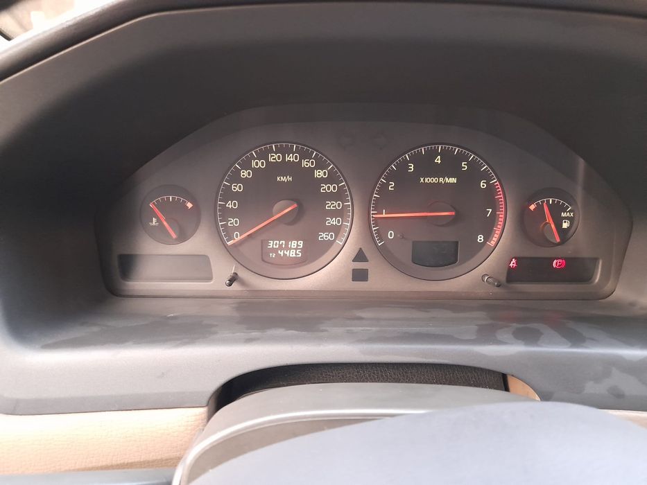 Volvo S60 2.0T em ótimo estado