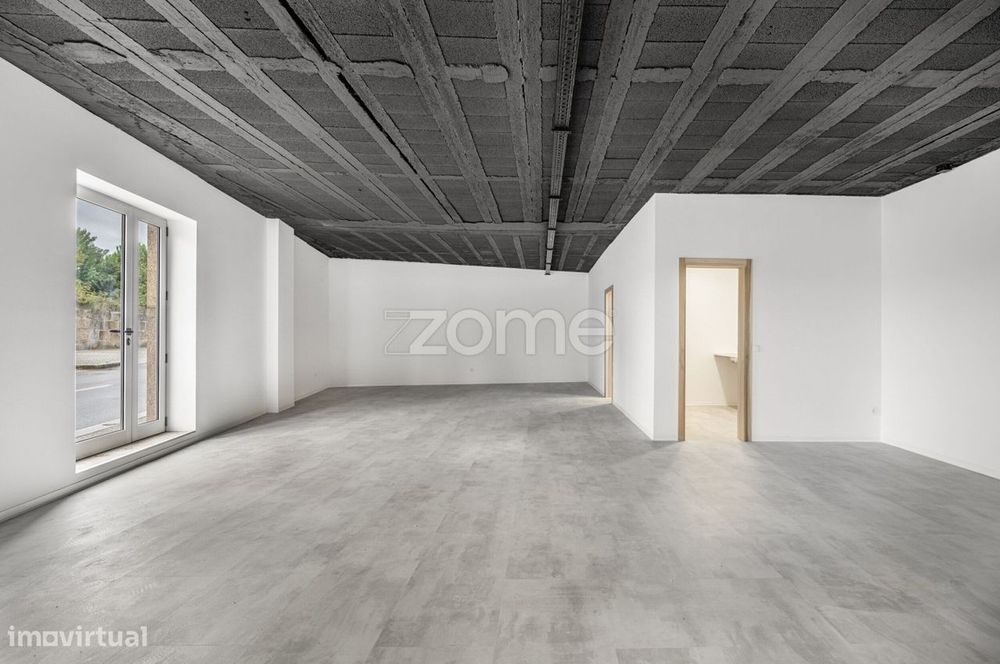 Loja ao Aeroporto do Porto