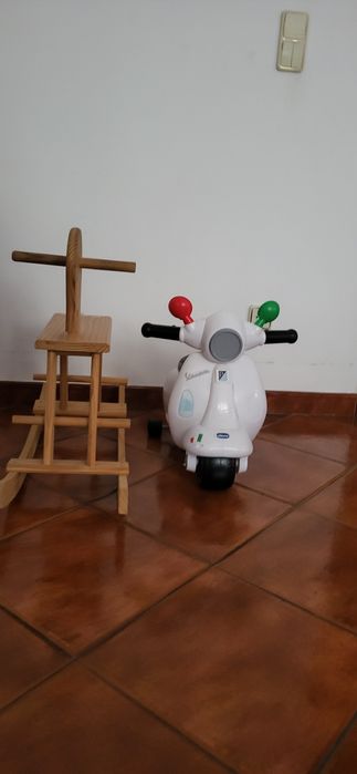 Brinquedos de criança  ate aos 4anos