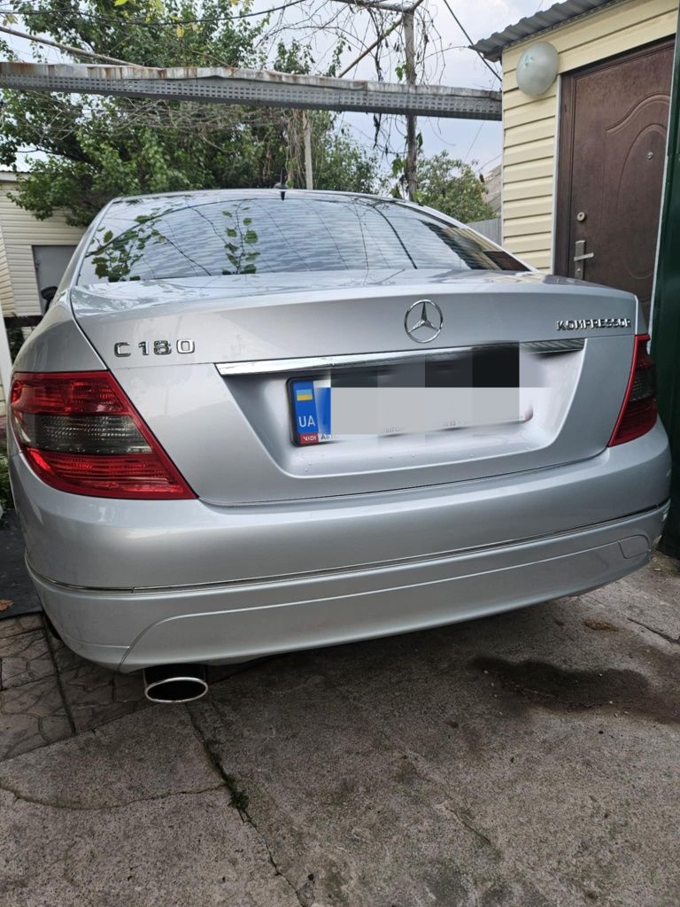 Авто Mercedes Benz C180 компресор