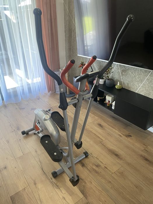 Działający Orbitrek