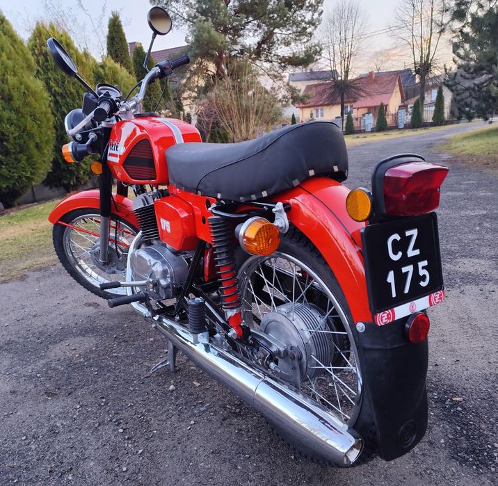 Cz 175 (487) 1988r
