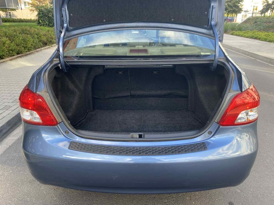 Toyota Yaris 1.5 Benzyna Automat Pierwszy właściciel