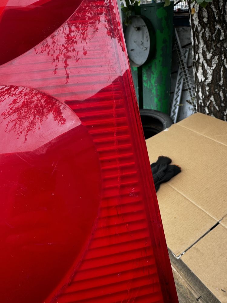 Стоп правый задний фонарь Peugeot 107
