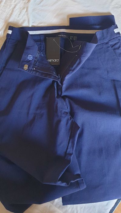 Calça de senhora justa