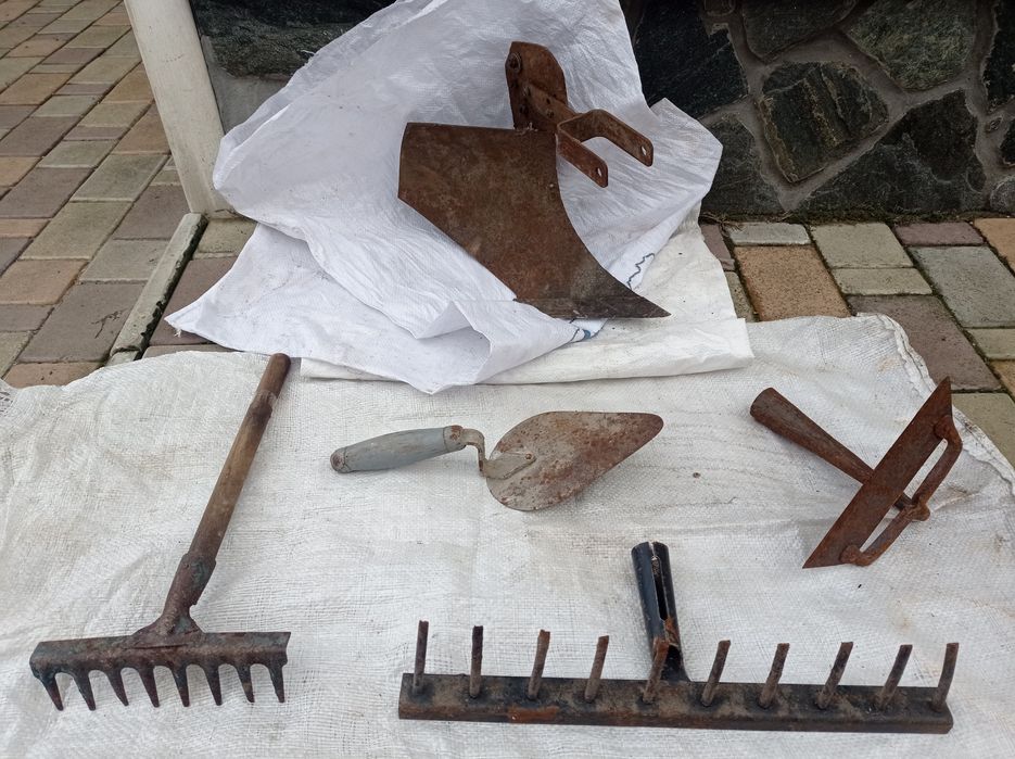 Кольца на косу.Бабка.Тройник.Вила.Лопата.Грабли.Сапка.Плуг.Секатор