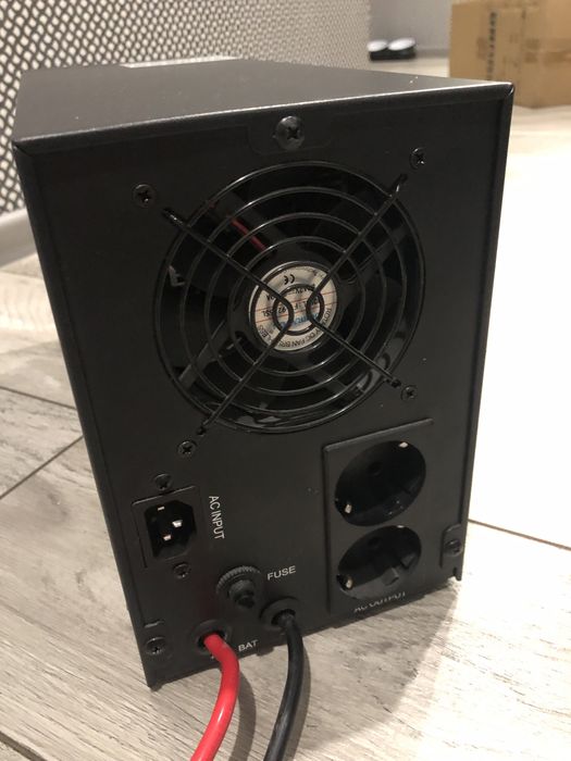 інвертор 12 вольт 500w