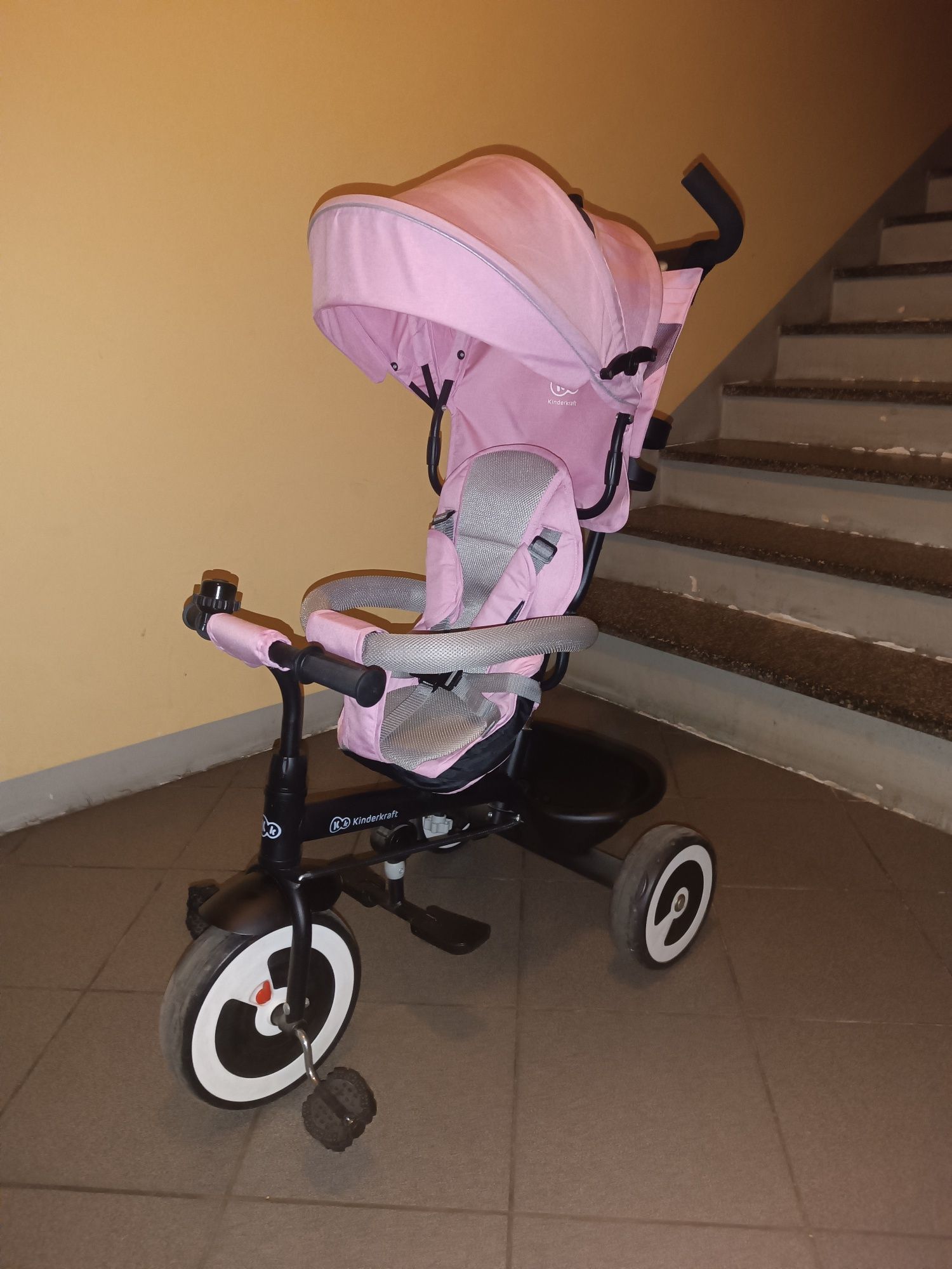 Rowerek trójkołowy KinderKraft ASTON