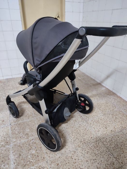 Carrinho bebé Confort