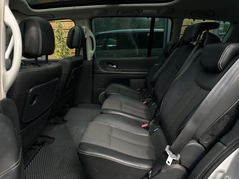 RENAULT ESPACE 2011р, 2.0 дизель, механіка, передній привід