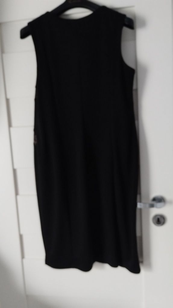 Elegancka sukienka