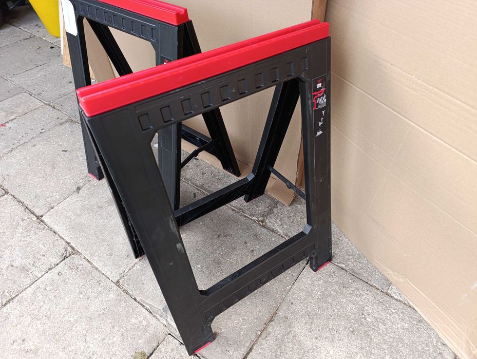 Kobyłki koziołki 2 sztuki z tworzywa sztucznego Forge Steel