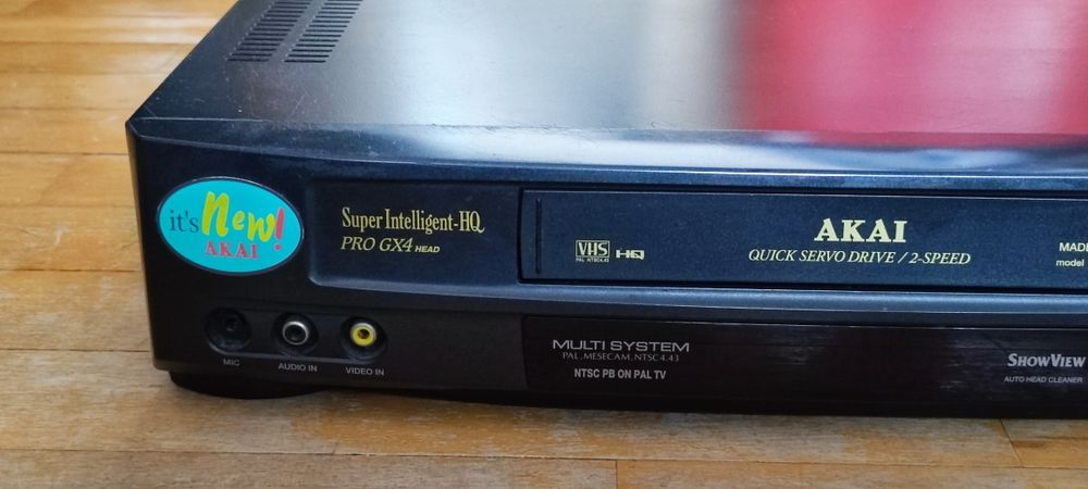 Magnetowid Akai VS-G535 na części