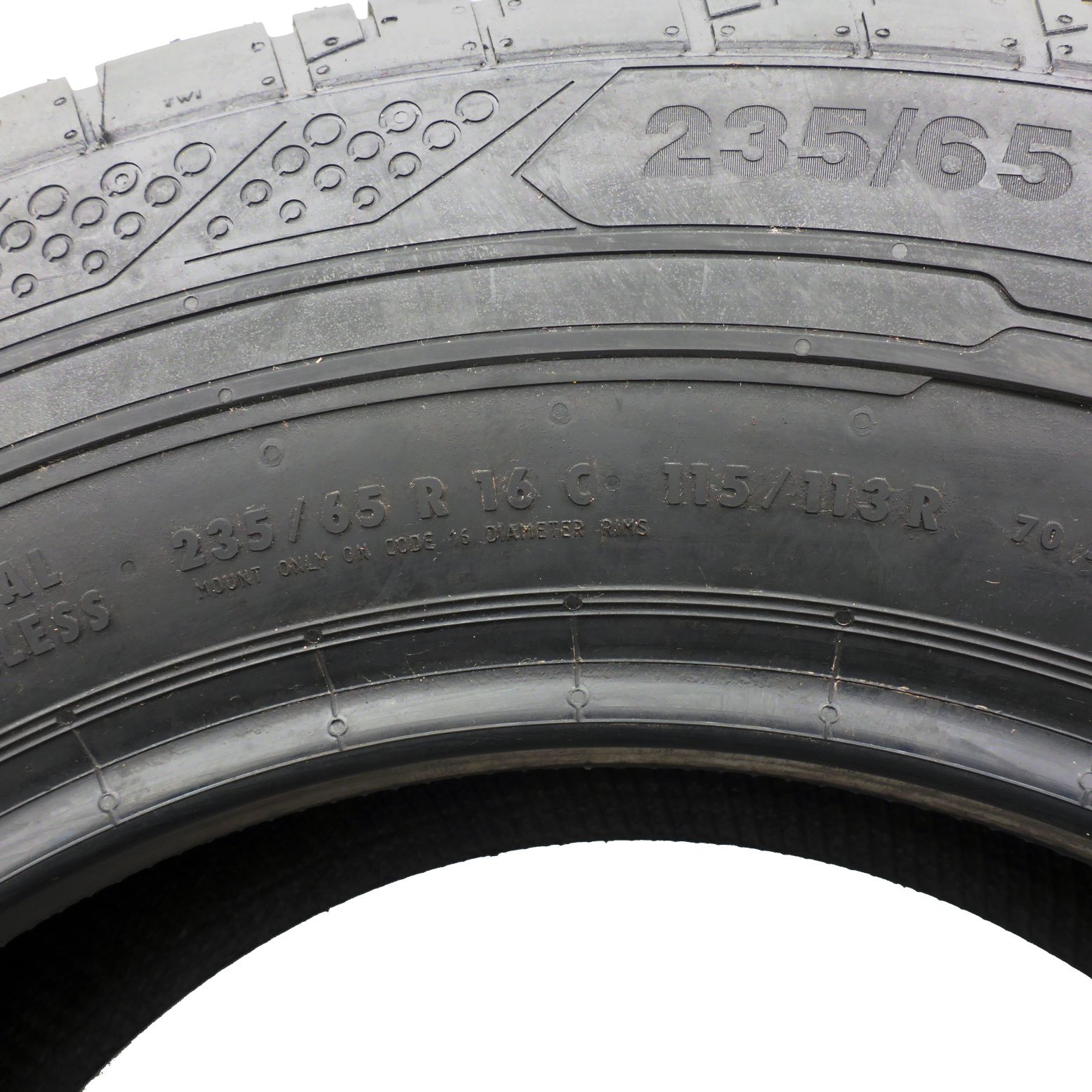 Opony 235/65/16C Continental 235/65R16C 115/113R Letnie 2024 Jak Nowe