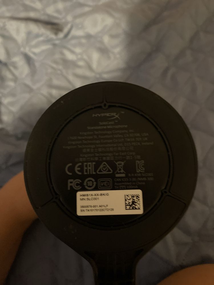 microfone hyperx solocast preto
