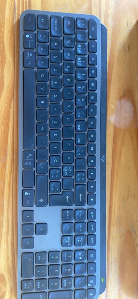 Teclado Logitech wireless