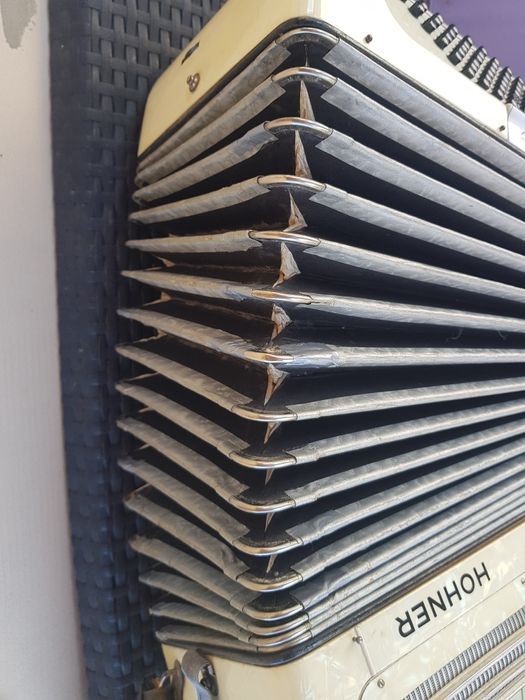 Akordeon hohner 96