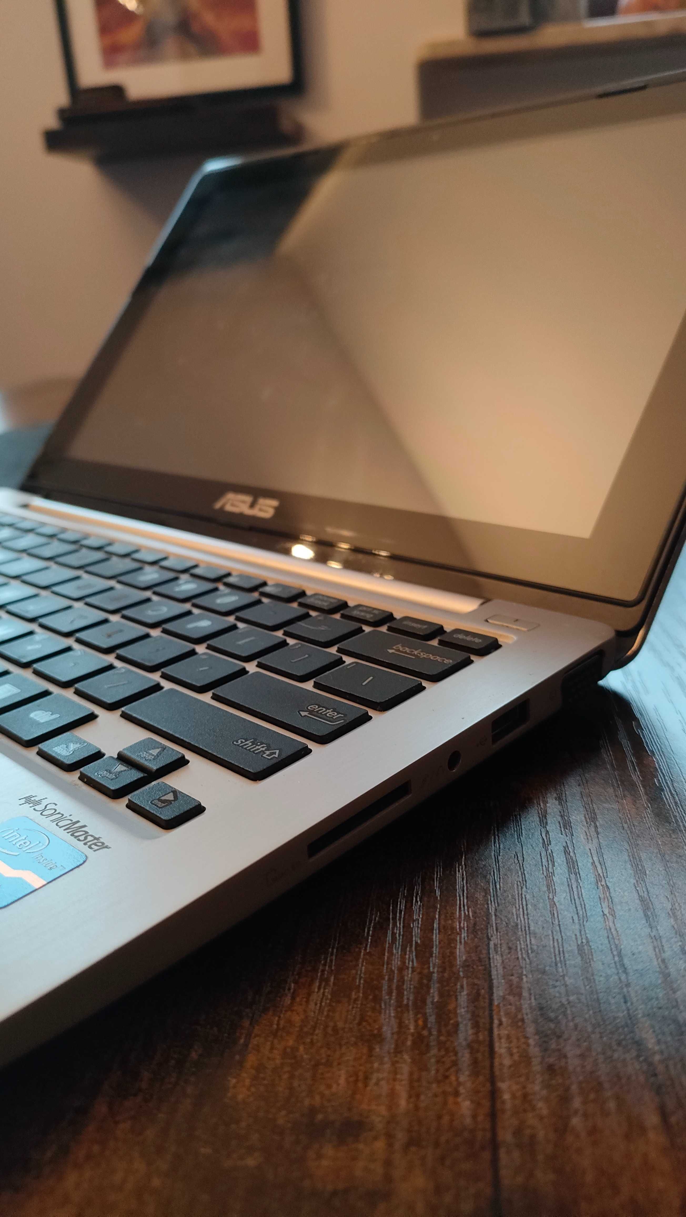 Laptop Asus Vivobook X202E z ekranem dotykowym