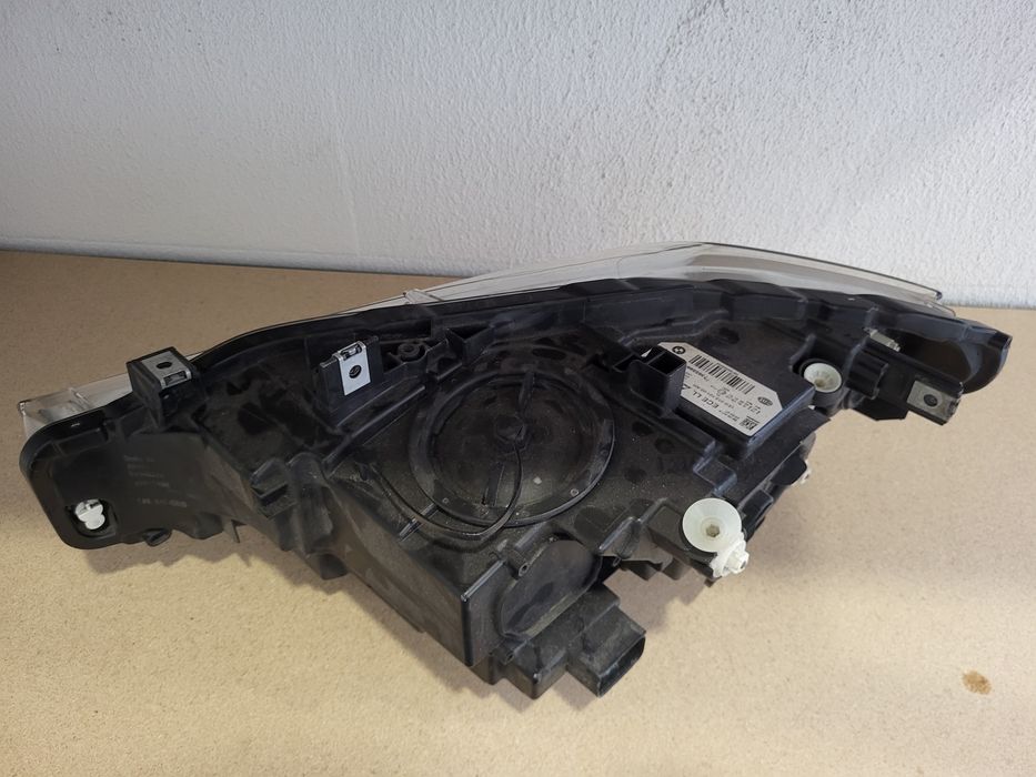 Farol direito BMW serie 3 F30 / F31  fase 2