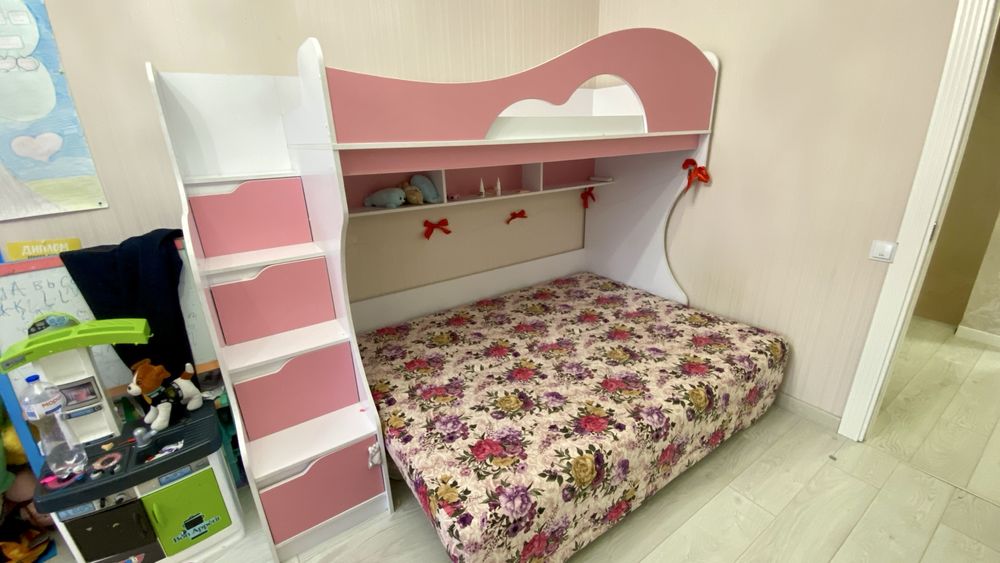 Двох'ярусне ліжко 190 см з диваном