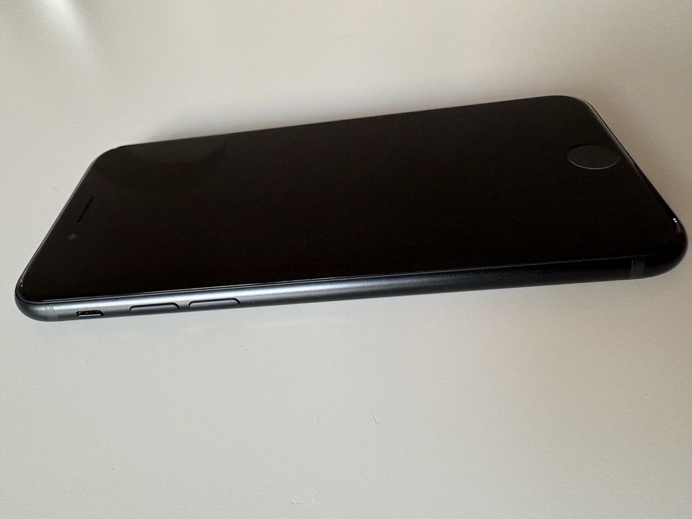 iPhone SE 2022 3 gen.