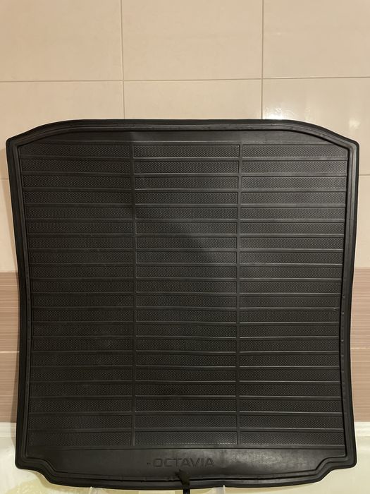 Коврик в багажник оригінальний Skoda Octavia A7, Kodiaq автокилимок