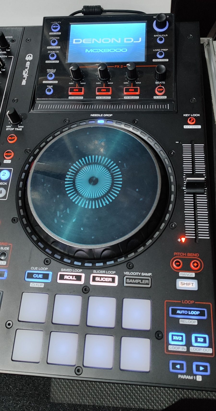 Denon MCX8000 com case novo