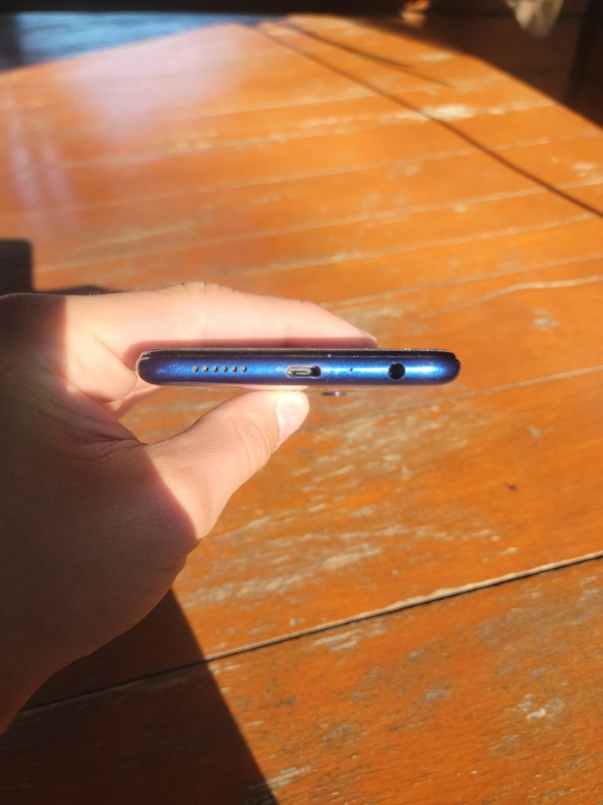 Samsung a10s 2/32 ідеал