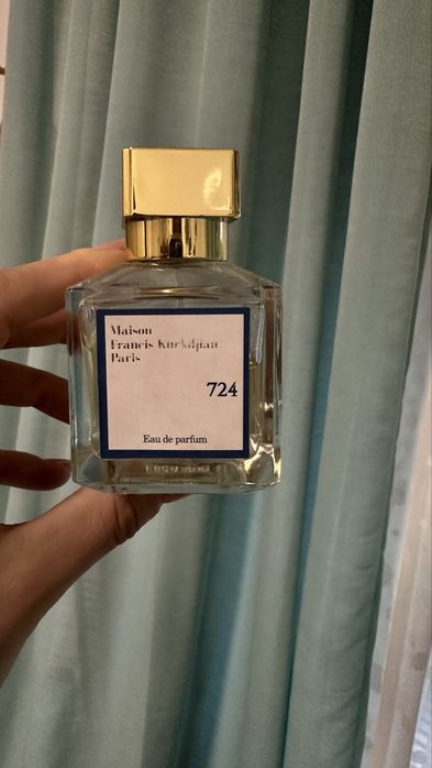 Парфюми Baccarat Rouge та Maison Francis Kurkdjian 724 Eau de Parfum