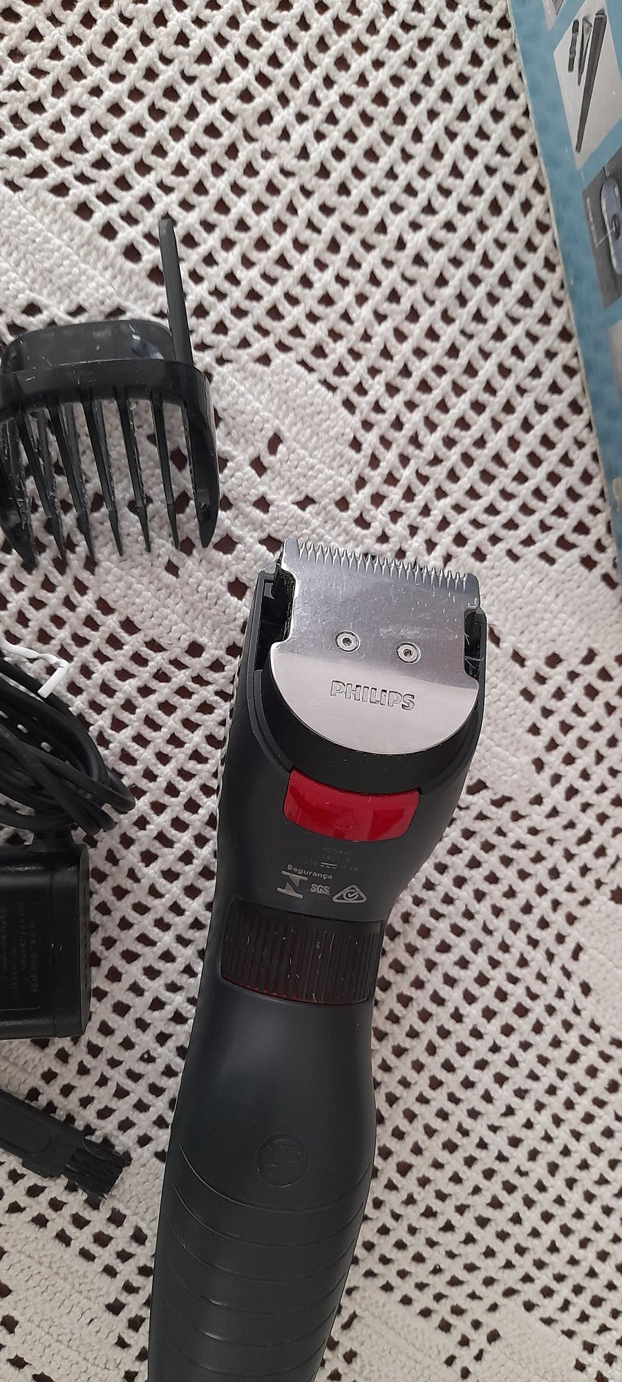 Máquina cortar cabelo e barba Philips