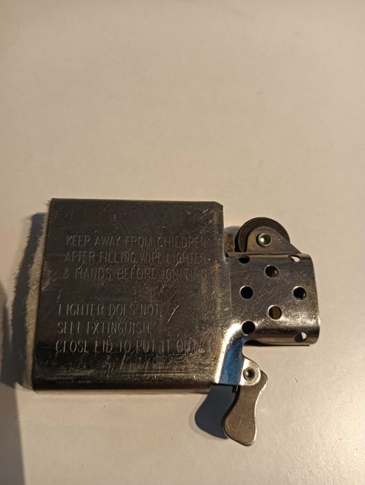 Kolekcjonerska zapalniczka Zippo Indian Spirit Feather z turkusem