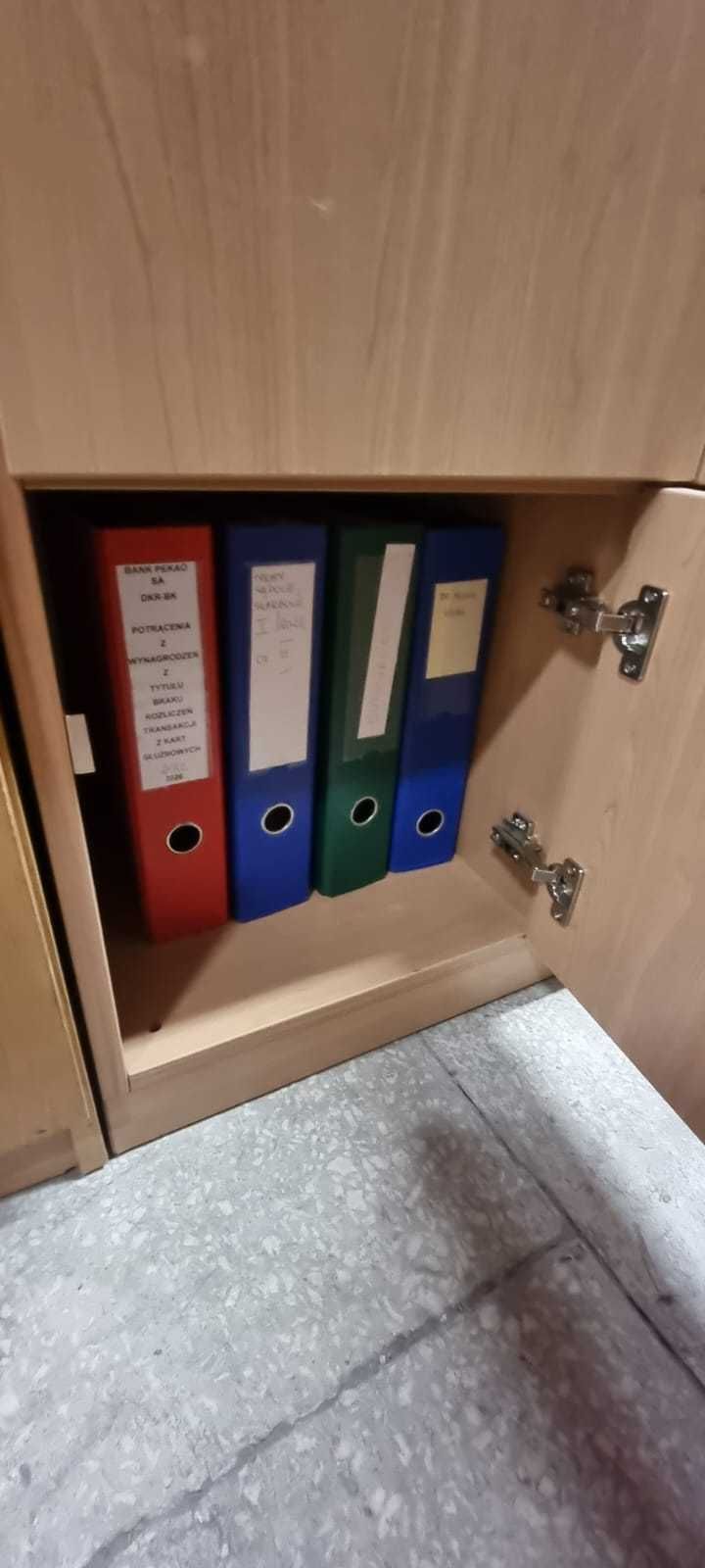 Locker szafka na dokumenty szafa pracownicza lockery buk