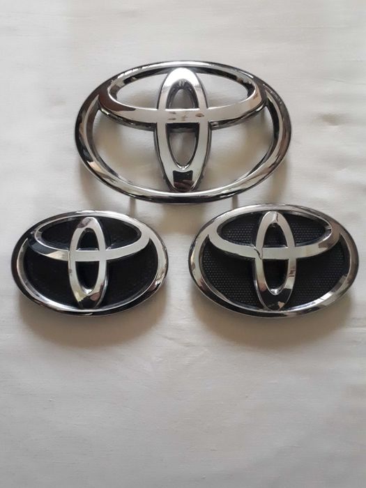 Эмблема значок TOYOTA Proace 2/Camry /Avensis T250 / Auris Оригинал