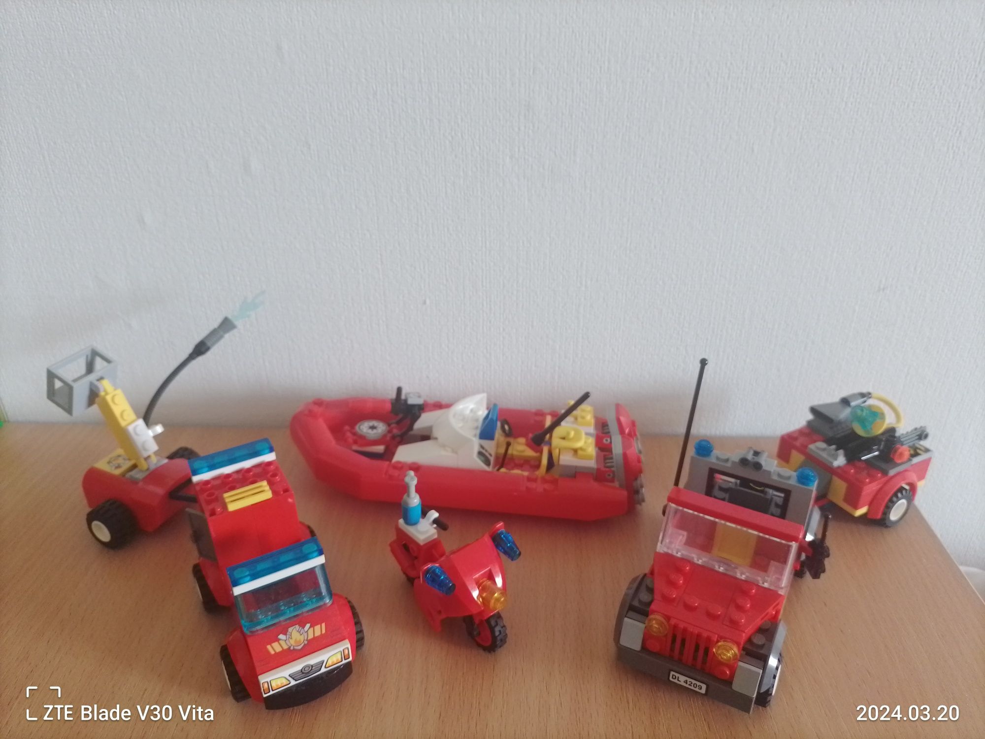 Lego, конструктор лего набір пожежних, дім,пожежна машина, катер